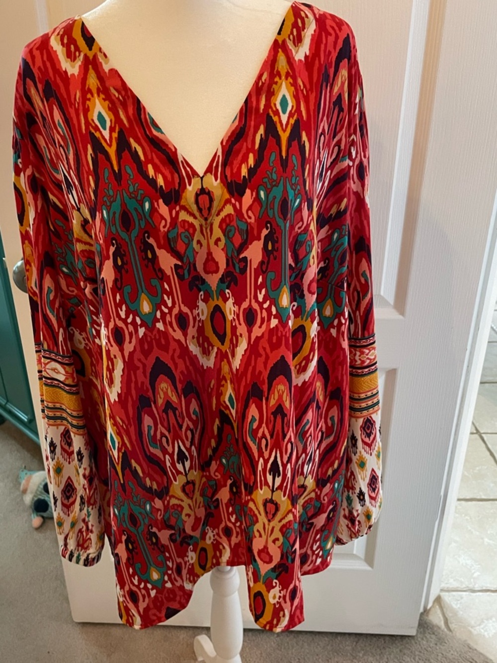 Belle by Kim Gravel Multicolor Abstract Print Top - Red, Pink, Teal, Yellow